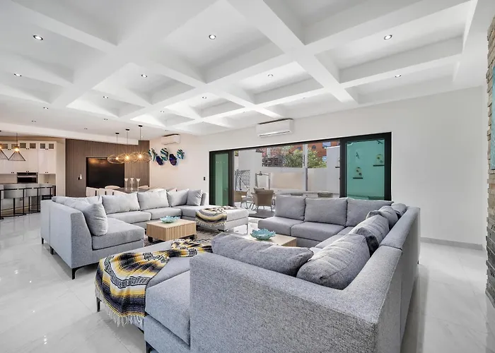 #marbella Lane - Grand 5br Oasis Getaway Hébergement de vacances *