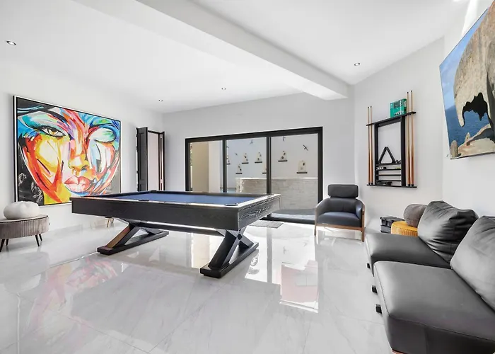 #marbella Lane - Grand 5br Oasis Getaway Hébergement de vacances