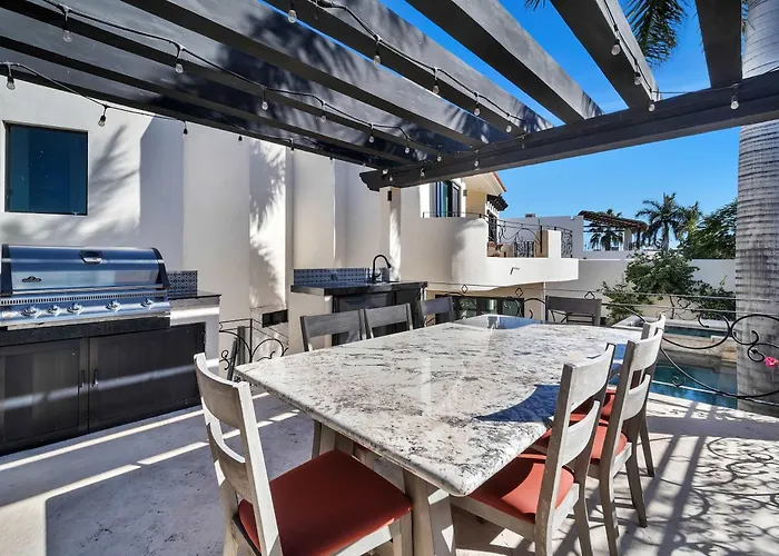 #marbella Lane - Grand 5br Oasis Getaway Hébergement de vacances *